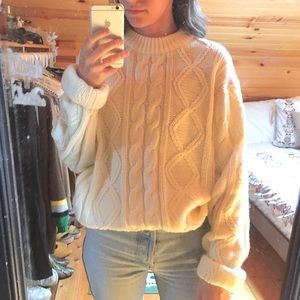 Vintage knit cream sweater